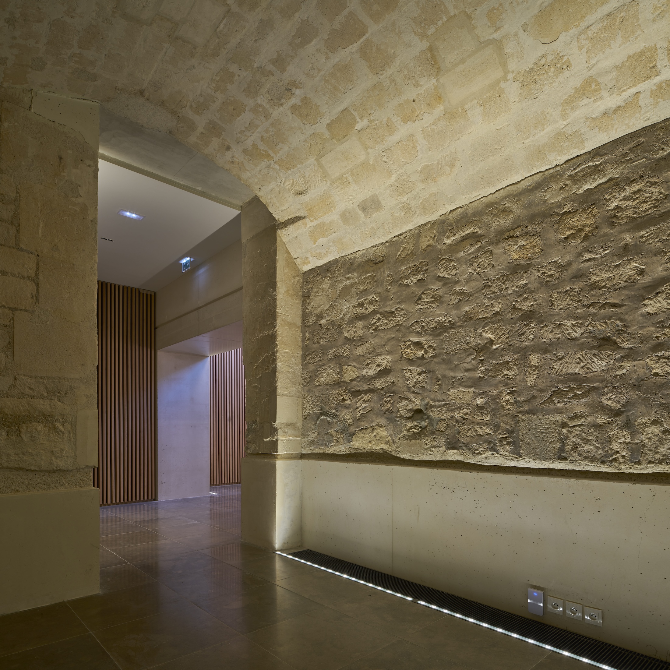Laboratoire_Charles_V_Foyer_3